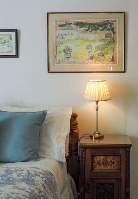 Landford'S Cottage, Your Retreat! ภายนอก รูปภาพ